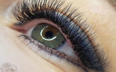 A hosszú szempillák titka: hogyan készülj fel és ápold az új pilláidat?